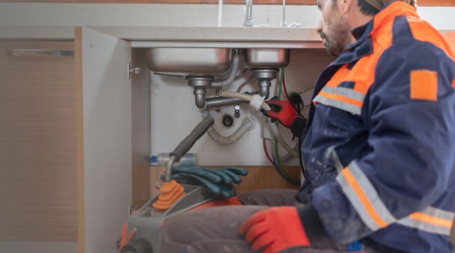 Professional slab leak plumber services in Franklin, IL
